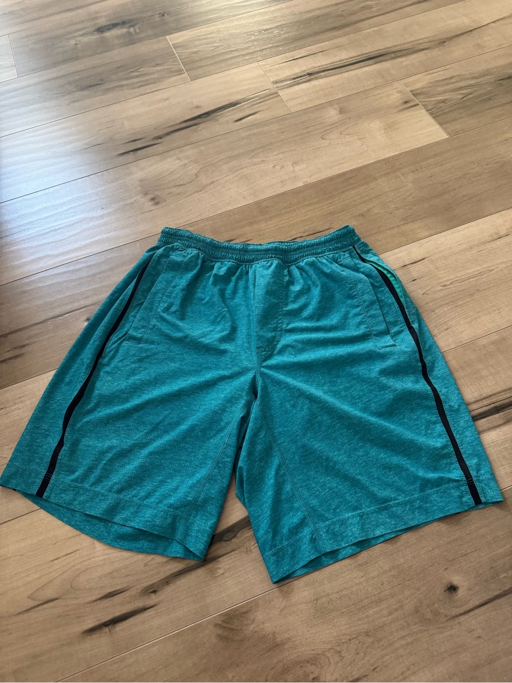 Men lululemon athletica Teal Athletic Shorts with Black Trim Sz M